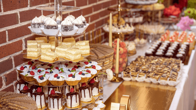 「スイーツ」と「デザート」の{違;ちが}いとは？