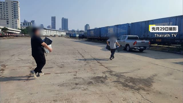 <p>バンコクの<ruby><rb><span class="unknown" word="倒壊">倒壊</span></rb><rt>とうかい</rt></ruby><span class="jlpt-n4" word="ビル">ビル</span>を<ruby><rb><span class="jlpt-n1" word="上空">上空</span></rb><rt>じょうくう</rt></ruby>から<ruby><rb><span class="jlpt-n1" word="内部">内部</span></rb><rt>ないぶ</rt></ruby>スキャン、<ruby><rb><span class="jlpt-n3" word="約">約</span></rb><rt>やく</rt></ruby>70<ruby><rb><span class="jlpt-n5" word="人">人</span></rb><rt>にん</rt></ruby>の<ruby><rb><span class="jlpt-n3" word="姿">姿</span></rb><rt>すがた</rt></ruby><ruby><rb><span class="jlpt-n3" word="確認">確認</span></rb><rt>かくにん</rt></ruby></p>