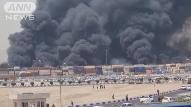 イランの<ruby ><rb><span class="jlpt-n4" word="港">港</span></rb><rt>みなと</rt></ruby>で<ruby ><rb><span class="jlpt-n5" word="大きな">大</rb><rt>おお</rt></ruby>きな</span>ばくはつ　<ruby ><rb>4<span class="jlpt-n5" word="人">人</span></rb><rt>よにん</rt></ruby>しぼう <ruby ><rb>560人</rb><rt>ごひゃくろくじゅうにん</rt></ruby>けが