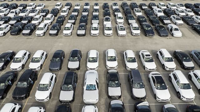 <span class="jlpt-n4" word="アメリカ">アメリカ</span>の<ruby ><rb><span class="jlpt-n5" word="自動車">自動車</span></rb><rt>じどうしゃ</rt></ruby><ruby ><rb><span class="jlpt-n1" word="関税">関税</span></rb><rt>かんぜい</rt></ruby>について<ruby ><rb><span class="jlpt-n5" word="新しい">新</rb><rt>あたら</rt></ruby>しい</span><ruby ><rb><span class="jlpt-n1" word="合意">合意</span></rb><rt>ごうい</rt></ruby>