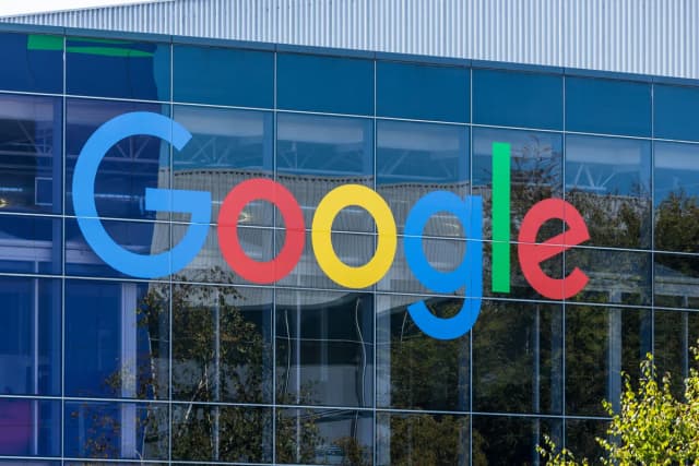 グーグル、<ruby ><rb>マレーシア</rb><rt>マレーシア</rt></ruby>の<ruby ><rb><span class="jlpt-n1" word="データ">データ</span><span class="jlpt-n3" word="センター">センター</span></rb><rt>データセンター</rt></ruby>に340<ruby ><rb><span class="jlpt-n4" word="億">億</span><span class="jlpt-n3" word="円">円</span></rb><rt>おくえん</rt></ruby>を<ruby ><rb><span class="jlpt-n2" word="追加">追加</span><span class="jlpt-n1" word="投資">投資</span></rb><rt>ついかとうし</rt></ruby>