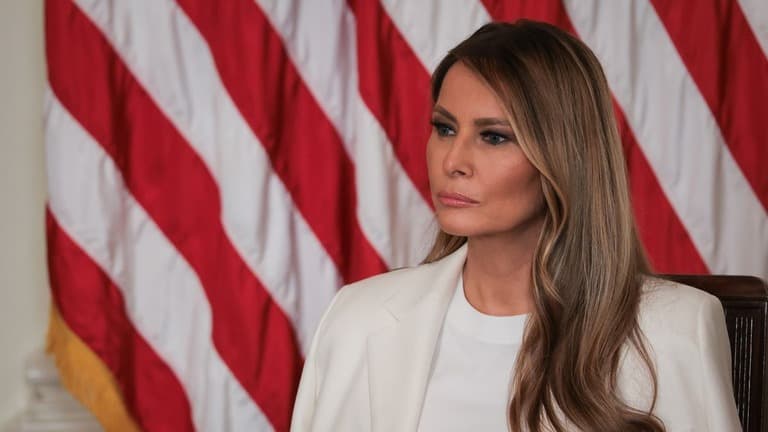 AIと出版の未来：メラニア・トランプ夫人のオーディオブック