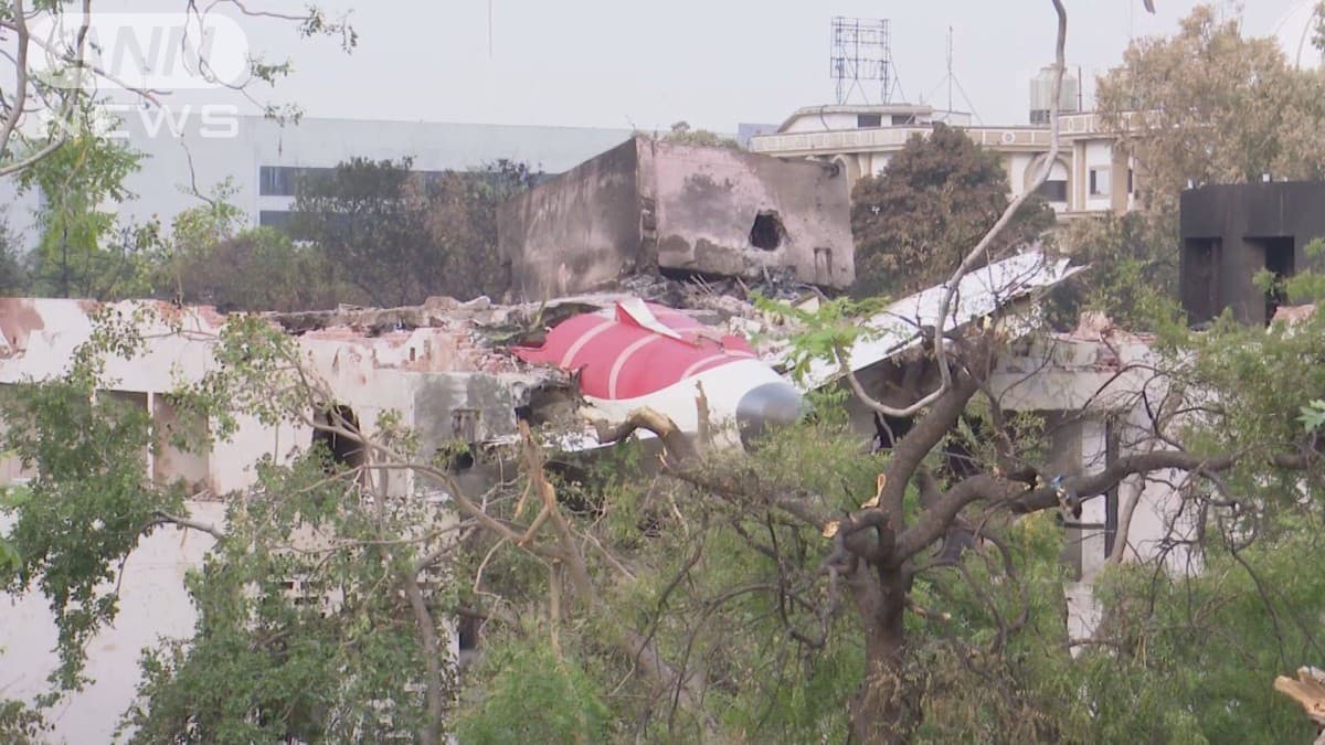インドでひこうきがおちました