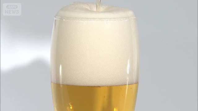 <span class="jlpt-n3" word="ビール">ビール</span><ruby><rb><span class="jlpt-n5" word="会社">会社</span></rb><rt>かいしゃ</rt></ruby>がノン<span class="jlpt-n4" word="アルコール">アルコール</span><ruby><rb><span class="jlpt-n5" word="飲み物">飲</rb><rt>の</rt></ruby>み<ruby><rb>物</rb><rt>もの</rt></ruby></span>を<span class="jlpt-n5" word="たくさん">たくさん</span><ruby><rb>出</rb><rt>だ</rt></ruby>します