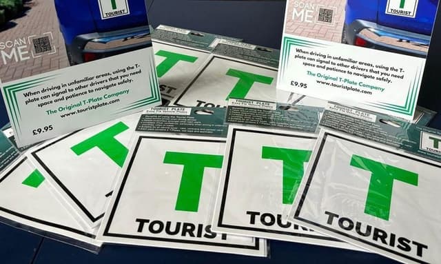 スコットランドで「Tプレート」<ruby ><rb><span class="jlpt-n1" word="導入">導入</span></rb><rt>どうにゅう</rt></ruby>、<ruby ><rb><span class="jlpt-n3" word="観光">観光</span><span class="jlpt-n4" word="客">客</span></rb><rt>かんこうきゃく</rt></ruby>の<ruby ><rb><span class="jlpt-n4" word="交通">交通</span><span class="jlpt-n4" word="事故">事故</span></rb><rt>こうつうじこ</rt></ruby>を<ruby ><rb><span class="jlpt-n3" word="減らす">減</rb><rt>へ</rt></ruby>らす</span>ために