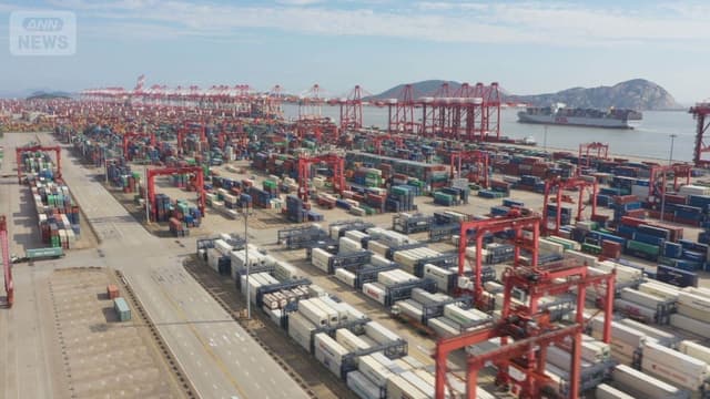 <ruby ><rb><span class="unknown" word="中国">中国</span></rb><rt>ちゅうごく</rt></ruby><span class="" word="、">、</span><span class="jlpt-n4" word="アメリカ">アメリカ</span><span class="" word="の">の</span><ruby ><rb><span class="jlpt-n3" word="船">船</span></rb><rt>ふね</rt></ruby><span class="" word="に">に</span><ruby ><rb><span class="" word="新">新</span></rb><rt>あたら</rt></ruby><span class="" word="し">し</span><span class="" word="い">い</span><span class="" word="お">お</span><ruby ><rb><span class="" word="金">金</span></rb><rt>かね</rt></ruby><span class="" word="を">を</span><span class="" word="と">と</span><span class="" word="る">る</span>