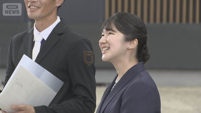 <ruby ><rb><span class="unknown" word="愛子">愛子</span></rb><rt>あいこ</rt></ruby><span class="" word="さ">さ</span><span class="" word="ま">ま</span><span class="" word="、">、</span><span class="" word="は">は</span><span class="" word="じ">じ</span><span class="" word="め">め</span><span class="" word="て">て</span><span class="" word="ラ">ラ</span><span class="" word="オ">オ</span><span class="" word="ス">ス</span><span class="" word="へ">へ</span> <span class="jlpt-n4" word="こう">こう</span><span class="" word="し">し</span><span class="" word="き">き</span><span class="" word="ほ">ほ</span><span class="" word="う">う</span><span class="" word="も">も</span><span class="" word="ん">ん</span>