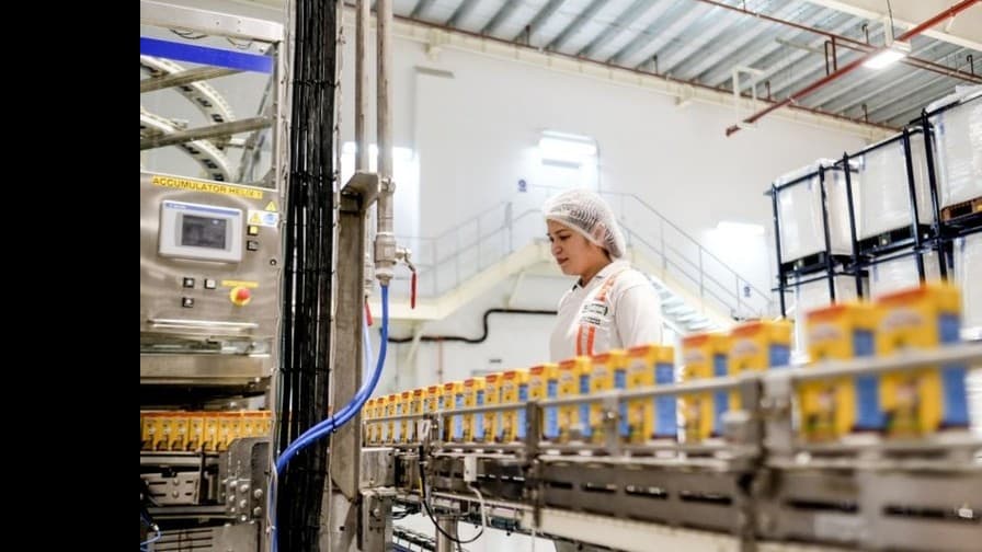 ネスレ、世界で1万6000人の仕事をなくす　AIと自動化を使う