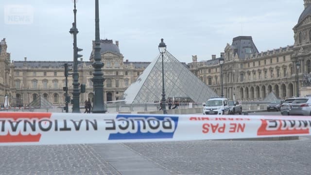 <span class="" word="パ">パ</span><span class="" word="リ">リ</span><span class="" word="の">の</span><span class="" word="ル">ル</span><span class="" word="ー">ー</span><span class="" word="ブ">ブ</span><span class="" word="ル">ル</span><ruby ><rb><span class="" word="美">美</span><span class="" word="術">術</span><span class="" word="館">館</span></rb><rt>びじゅつかん</rt></ruby><span class="" word="で">で</span><ruby ><rb><span class="jlpt-n3" word="宝石">宝石</span></rb><rt>ほうせき</rt></ruby><span class="" word="が">が</span><ruby ><rb><span class="" word="盗">盗</span></rb><rt>ぬす</rt></ruby><span class="" word="ま">ま</span><span class="" word="れ">れ</span><span class="" word="る">る</span>