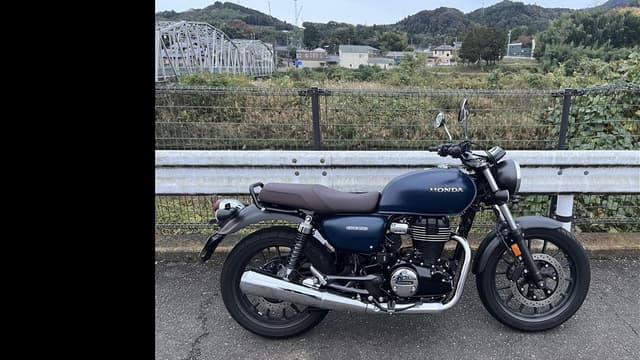 <ruby ><rb><span class="jlpt-n5" word="二">二</span><span class="jlpt-n5" word="十">十</span><span class="jlpt-n5" word="年">年</span></rb><rt>にじゅうねん</rt></ruby><ruby ><rb><span class="" word="越">越</span></rb><rt>ご</rt></ruby><span class="" word="し">し</span><span class="" word="の">の</span><ruby ><rb><span class="jlpt-n4" word="約束">約束</span></rb><rt>やくそく</rt></ruby><span class="" word="―">―</span><span class="" word="―">―</span><ruby ><rb><span class="" word="再">再</span></rb><rt>ふたた</rt></ruby><span class="" word="び">び</span><span class="jlpt-n4" word="オートバイ">オートバイ</span><span class="" word="と">と</span><ruby ><rb><span class="" word="歩">歩</span></rb><rt>あゆ</rt></ruby><span class="" word="む">む</span><ruby ><rb><span class="jlpt-n1" word="日々">日々</span></rb><rt>ひび</rt></ruby>