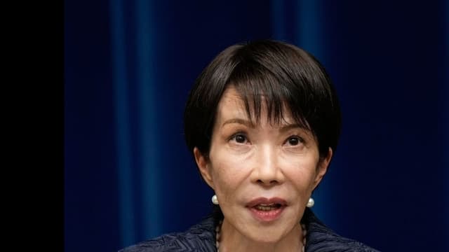 <span class="jlpt-n3" word="トランプ">トランプ</span><ruby ><rb><span class="jlpt-n3" word="大統領">大統領</span></rb><rt>だいとうりょう</rt></ruby><span class="" word="と">と</span><ruby ><rb><span class="unknown" word="高市">高市</span></rb><rt>たかいち</rt></ruby><ruby ><rb><span class="jlpt-n3" word="首相">首相</span></rb><rt>しゅしょう</rt></ruby><span class="" word="が">が</span><ruby ><rb><span class="jlpt-n5" word="電話">電話</span></rb><rt>でんわ</rt></ruby><span class="" word="で">で</span><ruby ><rb><span class="" word="話">話</span></rb><rt>はな</rt></ruby><span class="" word="し">し</span><span class="" word="ま">ま</span><span class="" word="し">し</span><span class="" word="た">た</span>