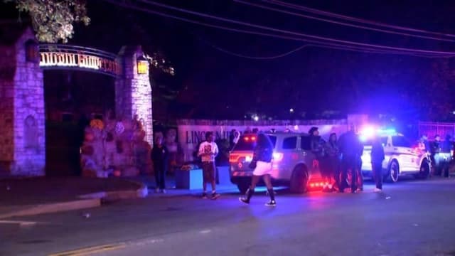 <ruby ><rb><span class="jlpt-n4" word="アメリカ">アメリカ</span></rb><rt>アメリカ</rt></ruby><span class="" word="の">の</span><ruby ><rb><span class="jlpt-n5" word="大学">大学</span></rb><rt>だいがく</rt></ruby><span class="" word="で">で</span><ruby ><rb><span class="unknown" word="銃撃">銃撃</span><span class="jlpt-n3" word="事件">事件</span></rb><rt>じゅうげきじけん</rt></ruby><span class="" word="、">、</span><ruby ><rb><span class="" word="７">７</span><span class="jlpt-n5" word="人">人</span></rb><rt>しちにん</rt></ruby><span class="" word="が">が</span><ruby ><rb><span class="unknown" word="死傷">死傷</span></rb><rt>ししょう</rt></ruby>