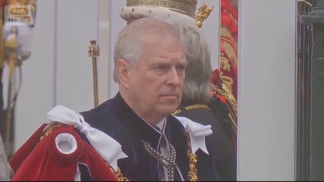 <span class="" word="ア">ア</span><span class="" word="ン">ン</span><span class="" word="ド">ド</span><span class="" word="リ">リ</span><span class="" word="ュ">ュ</span><span class="" word="ー">ー</span><ruby ><rb><span class="jlpt-n3" word="王子">王子</span></rb><rt>おうじ</rt></ruby><span class="" word="、">、</span><span class="" word="「">「</span><ruby ><rb><span class="" word="王">王</span><span class="" word="子">子</span></rb><rt>おうじ</rt></ruby><span class="" word="」">」</span><span class="" word="の">の</span><ruby ><rb><span class="jlpt-n5" word="名前">名前</span></rb><rt>なまえ</rt></ruby><span class="" word="を">を</span><span class="" word="な">な</span><span class="" word="く">く</span><span class="" word="す">す</span><span class="" word="こ">こ</span><span class="" word="と">と</span><span class="" word="に">に</span><span class="jlpt-n5" word="なる">なる</span>