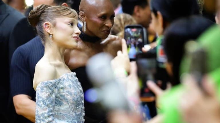 アリアナ・グランデさんに走って近づいた男、シンガポールで9日間の刑