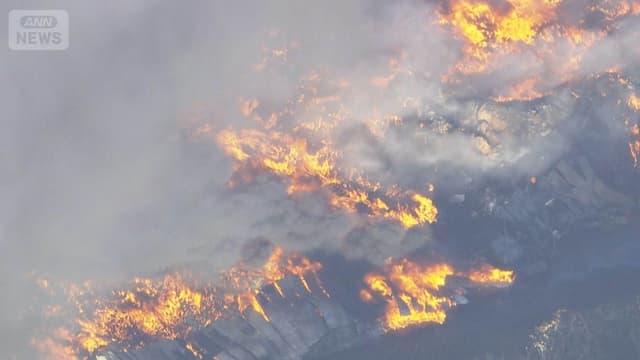 <ruby ><rb><span class="unknown" word="茨城">茨城</span></rb><rt>いばらき</rt></ruby><span class="" word="の">の</span><ruby ><rb><span class="jlpt-n4" word="工場">工場</span></rb><rt>こうじょう</rt></ruby><span class="" word="で">で</span><ruby ><rb><span class="" word="大">大</span></rb><rt>おお</rt></ruby><span class="" word="き">き</span><span class="" word="な">な</span><ruby ><rb><span class="jlpt-n4" word="火事">火事</span></rb><rt>かじ</rt></ruby><span class="" word="　">　</span><span class="jlpt-n5" word="まだ">まだ</span><ruby ><rb><span class="" word="火">火</span></rb><rt>ひ</rt></ruby><span class="" word="が">が</span><ruby ><rb><span class="" word="消">消</span></rb><rt>き</rt></ruby><span class="" word="え">え</span><span class="" word="て">て</span><span class="" word="い">い</span><span class="" word="ま">ま</span><span class="" word="せ">せ</span><span class="" word="ん">ん</span>