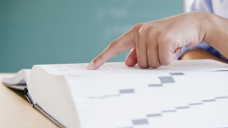 メリアム・ウェブスターの「今年のことば」は「slop」