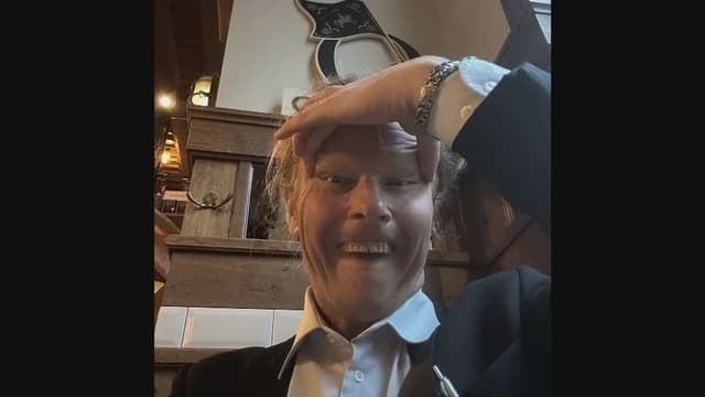 <span class="" word="フ">フ</span><span class="" word="ィ">ィ</span><span class="" word="ン">ン</span><span class="" word="ラ">ラ</span><span class="" word="ン">ン</span><span class="" word="ド">ド</span><span class="" word="の">の</span><ruby ><rb><span class="jlpt-n3" word="首相">首相</span></rb><rt>しゅしょう</rt></ruby><span class="" word="、">、</span><ruby ><rb><span class="jlpt-n3" word="日本">日本</span></rb><rt>にほん</rt></ruby><span class="" word="に">に</span><span class="" word="あ">あ</span><span class="" word="や">や</span><span class="" word="ま">ま</span><span class="" word="る">る</span>