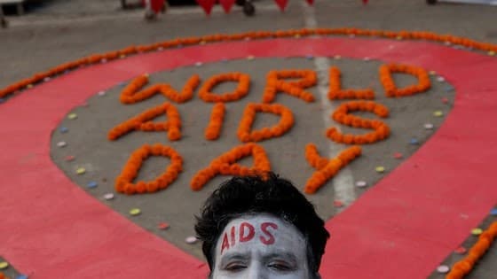 インドで子どもたちが輸血でHIVに感染