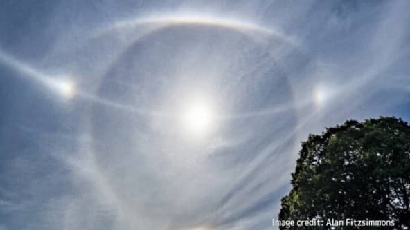 <ruby ><rb><span class="" word="珍">珍</span></rb><rt>めず</rt></ruby><span class="" word="し">し</span><span class="" word="い">い</span><ruby ><rb><span class="unknown" word="光学">光学</span><span class="jlpt-n3" word="現象">現象</span></rb><rt>こうがくげんしょう</rt></ruby><span class="" word="“">“</span><ruby ><rb><span class="unknown" word="幻">幻</span><span class="jlpt-n4" word="日">日</span></rb><rt>げんじつ</rt></ruby><span class="" word="”">”</span><span class="" word="が">が</span><ruby ><rb><span class="jlpt-n3" word="日本">日本</span></rb><rt>にほん</rt></ruby><span class="" word="で">で</span><ruby ><rb><span class="jlpt-n2" word="観測">観測</span></rb><rt>かんそく</rt></ruby><span class="" word="さ">さ</span><span class="" word="れ">れ</span><ruby ><rb><span class="jlpt-n3" word="話題">話題</span></rb><rt>わだい</rt></ruby><span class="" word="に">に</span>