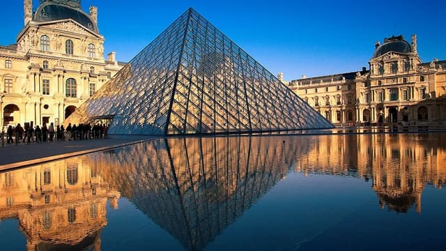 <span class="" word="ル">ル</span><span class="" word="ー">ー</span><span class="" word="ブ">ブ</span><span class="" word="ル">ル</span><ruby ><rb><span class="" word="美">美</span><span class="" word="術">術</span><span class="" word="館">館</span></rb><rt>びじゅつかん</rt></ruby><span class="" word="、">、</span><span class="" word="E">E</span><span class="" word="U">U</span><ruby ><rb><span class="jlpt-n1" word="域外">域外</span></rb><rt>いきがい</rt></ruby><ruby ><rb><span class="jlpt-n3" word="訪問">訪問</span><span class="jlpt-n3" word="者">者</span></rb><rt>ほうもんしゃ</rt></ruby><span class="" word="の">の</span><ruby ><rb><span class="unknown" word="入館">入館</span><span class="jlpt-n1" word="料">料</span></rb><rt>にゅうかんりょう</rt></ruby><span class="" word="を">を</span><ruby ><rb><span class="jlpt-n1" word="大幅">大幅</span></rb><rt>おおはば</rt></ruby><ruby ><rb><span class="" word="引">引</span></rb><rt>ひ</rt></ruby><span class="" word="き">き</span><ruby ><rb><span class="" word="上">上</span></rb><rt>あ</rt></ruby><span class="" word="げ">げ</span><span class="" word="へ">へ</span>