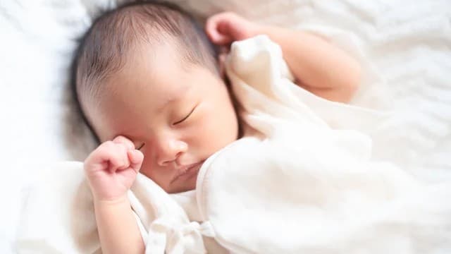 <ruby ><rb><span class="jlpt-n3" word="日本">日本</span></rb><rt>にほん</rt></ruby><span class="" word="の">の</span><ruby ><rb><span class="" word="赤">赤</span></rb><rt>あか</rt></ruby><span class="" word="ち">ち</span><span class="" word="ゃ">ゃ</span><span class="" word="ん">ん</span><span class="" word="が">が</span><span class="jlpt-n5" word="とても">とても</span><ruby ><rb><span class="" word="少">少</span></rb><rt>すく</rt></ruby><span class="" word="な">な</span><span class="" word="く">く</span><span class="" word="な">な</span><span class="" word="り">り</span><span class="" word="ま">ま</span><span class="" word="す">す</span>