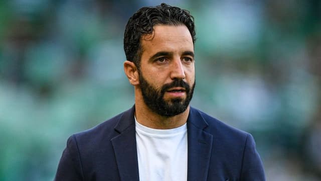 <span class="" word="ア">ア</span><span class="" word="モ">モ</span><span class="" word="リ">リ</span><span class="" word="ン">ン</span><ruby ><rb><span class="jlpt-n3" word="監督">監督</span></rb><rt>かんとく</rt></ruby><span class="" word="、">、</span><span class="" word="マ">マ</span><span class="" word="ン">ン</span><span class="" word="チ">チ</span><span class="" word="ェ">ェ</span><span class="" word="ス">ス</span><span class="" word="タ">タ</span><span class="" word="ー">ー</span><span class="" word="・">・</span><span class="" word="ユ">ユ</span><span class="" word="ナ">ナ</span><span class="" word="イ">イ</span><span class="" word="テ">テ</span><span class="" word="ッ">ッ</span><span class="" word="ド">ド</span><span class="" word="を">を</span><span class="" word="や">や</span><span class="" word="め">め</span><span class="" word="る">る</span>