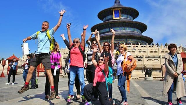 <ruby ><rb><span class="unknown" word="中国">中国</span></rb><rt>ちゅうごく</rt></ruby><span class="" word="の">の</span><ruby ><rb><span class="jlpt-n5" word="会社">会社</span></rb><rt>かいしゃ</rt></ruby><span class="" word="が">が</span><ruby ><rb><span class="jlpt-n5" word="旅行">旅行</span></rb><rt>りょこう</rt></ruby><span class="" word="の">の</span><ruby ><rb><span class="" word="会">会</span><span class="" word="社">社</span></rb><rt>かいしゃ</rt></ruby><span class="" word="を">を</span><span class="" word="し">し</span><span class="" word="ら">ら</span><span class="" word="べ">べ</span><span class="" word="ま">ま</span><span class="" word="す">す</span>