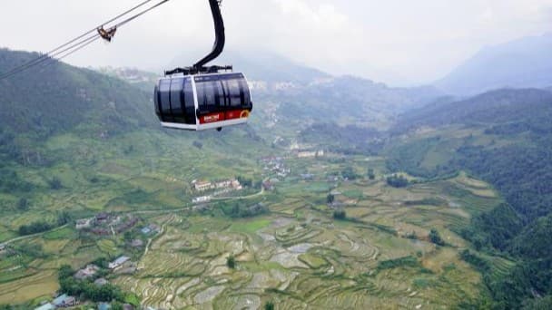 世界最長の高低差を誇るロープウェーで気軽に到達可能となったベトナム最高峰ファンシパン山