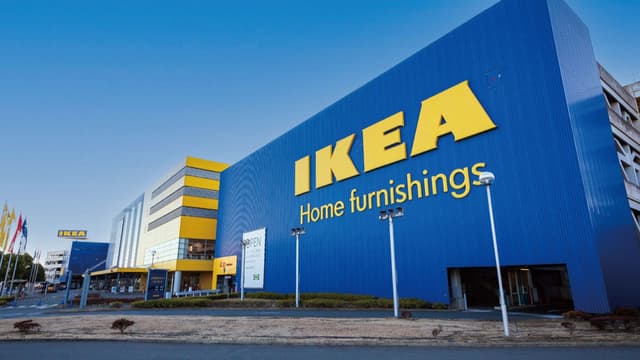 <span class="" word="イ">イ</span><span class="" word="ケ">ケ</span><span class="" word="ア">ア</span><span class="" word="、">、</span><ruby><rb><span class="unknown" word="中国">中国</span></rb><rt>ちゅうごく</rt></ruby><span class="" word="で">で</span><span class="" word="7">7</span><span class="" word="つ">つ</span><span class="" word="の">の</span><ruby><rb><span class="jlpt-n5" word="店">店</span></rb><rt>みせ</rt></ruby><span class="" word="を">を</span><span class="" word="し">し</span><span class="" word="め">め</span><span class="" word="る">る</span><span class="" word="　">　</span><span class="" word="ニ">ニ</span><span class="" word="ト">ト</span><span class="" word="リ">リ</span><span class="" word="も">も</span><span class="jlpt-n5" word="たいへん">たいへん</span>