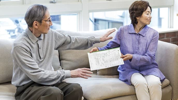 日本で増加する「{熟年離婚;じゅくねんりこん」