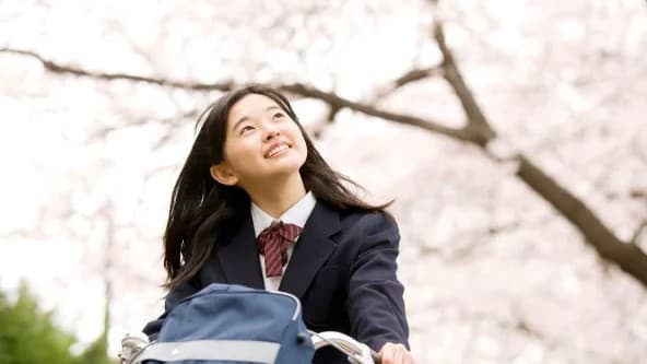 小中学生がなりたい仕事とあこがれの人