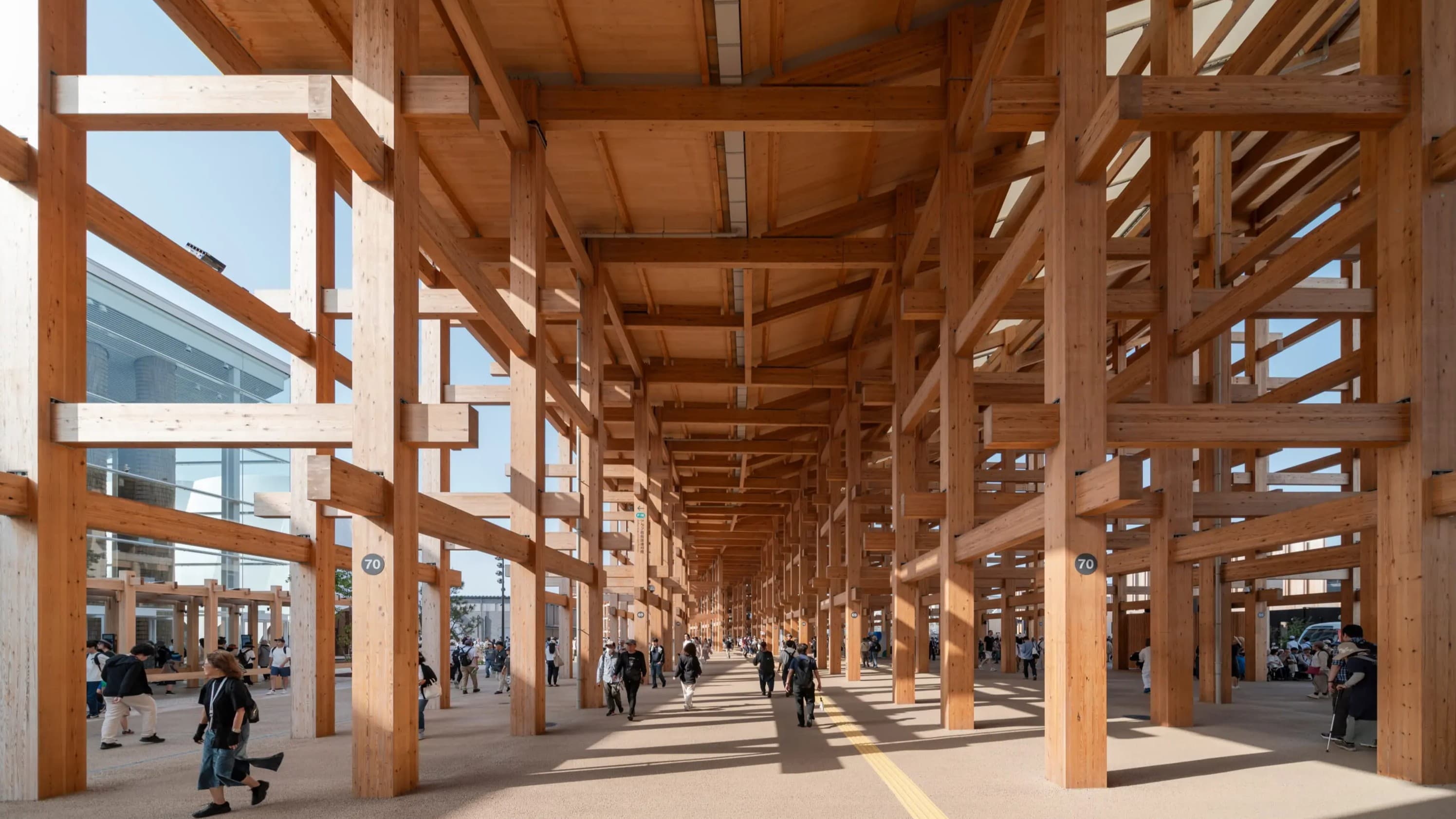 大阪の大きな木の建物　なくなるかもしれません