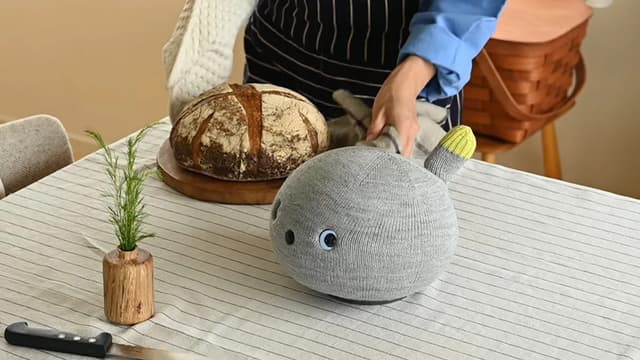 <span class="" word="パ">パ</span><span class="" word="ナ">ナ</span><span class="" word="ソ">ソ</span><span class="" word="ニ">ニ</span><span class="" word="ッ">ッ</span><span class="" word="ク">ク</span><span class="" word="の">の</span><ruby ><rb><span class="unknown" word="癒">癒</span></rb><rt>いや</rt></ruby><span class="" word="や">や</span><span class="" word="し">し</span><span class="" word="ロ">ロ</span><span class="" word="ボ">ボ</span><span class="" word="ッ">ッ</span><span class="" word="ト">ト</span><span class="" word="「">「</span><span class="" word="ニ">ニ</span><span class="" word="コ">コ</span><span class="" word="ボ">ボ</span><span class="" word="」">」</span>