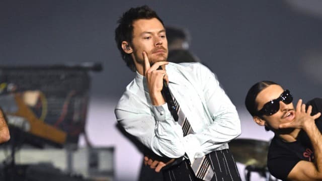 人気歌手のハリー・スタイルズ、人生で初めてマラソンを完走し電動歯ブラシを使い始めたことで人生観が変わる