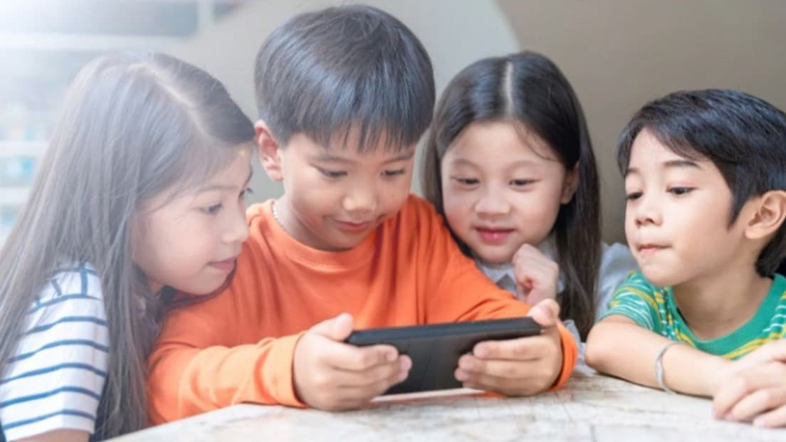 東京の調査、子どもの約20％が見知らぬ人とメッセージのやり取り