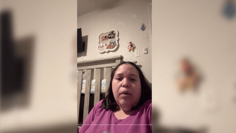 「息子の呼吸器取り外しを求められた」、乗客の訴えに米ユナイテッド航空謝罪