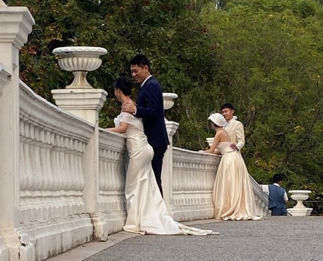 中国の婚姻数が過去最低に　減少幅も2割強で最大　少子化加速か