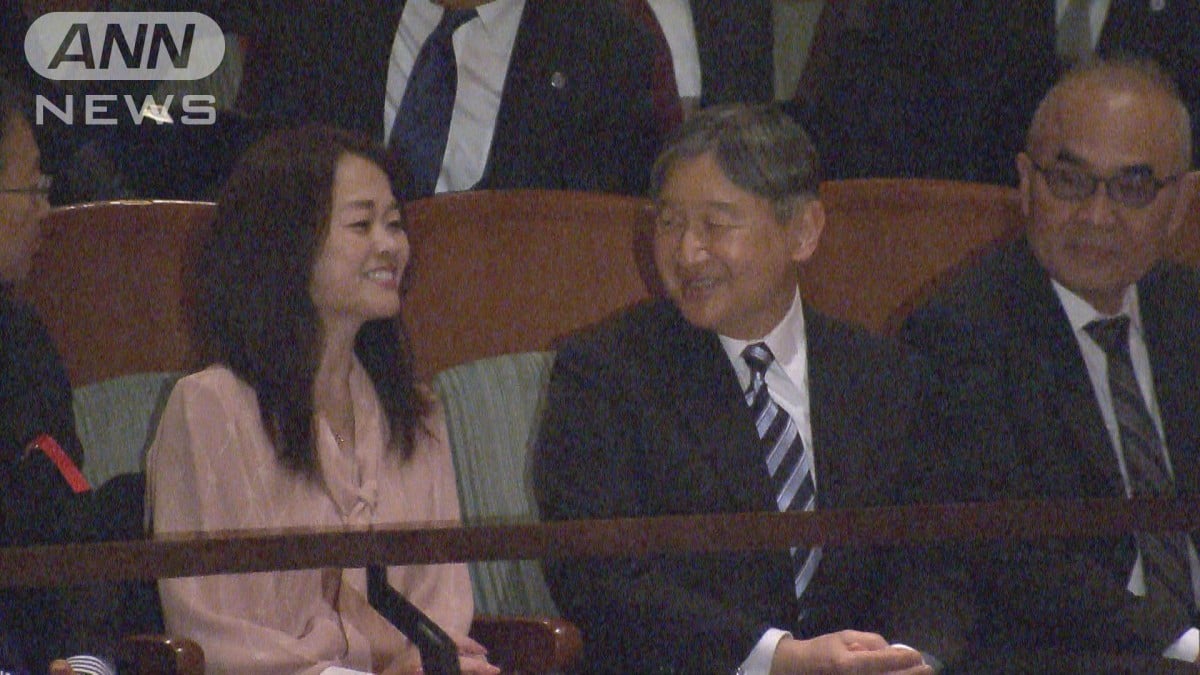 天皇陛下、新国立劇場でバレエ「ジゼル」を見る