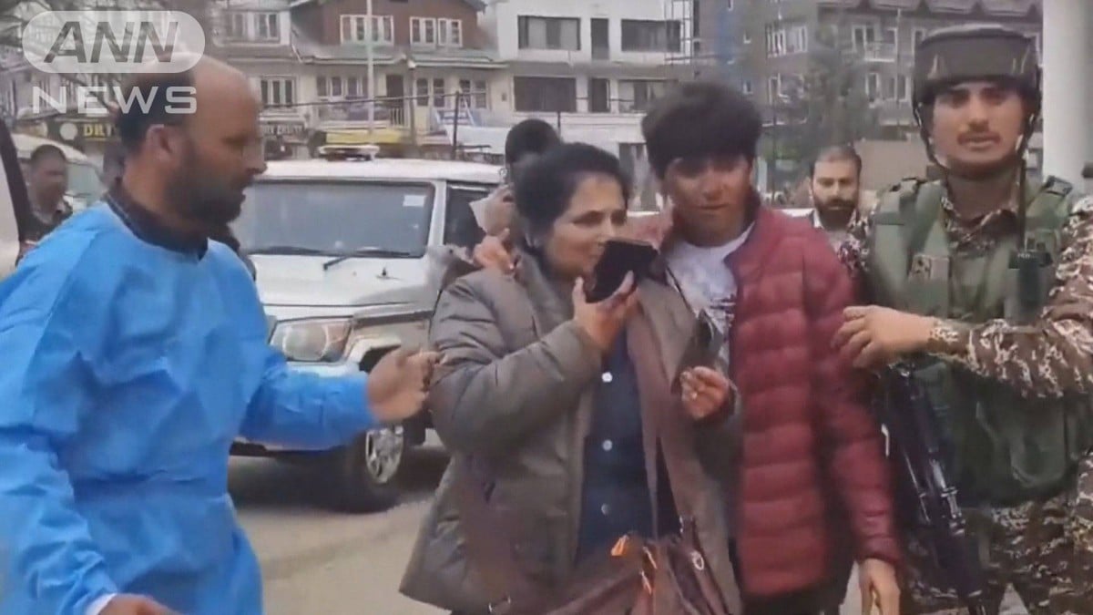 カシミールのリゾートでうちあい　26人が死にました