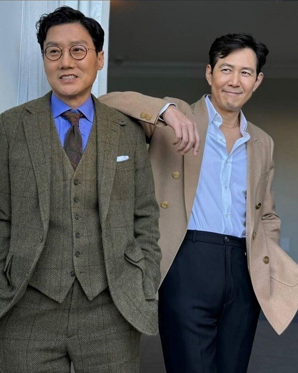 韓国{ドラマ}「イカゲーム」の監督、アメリカの{テレビ}賞をもらう