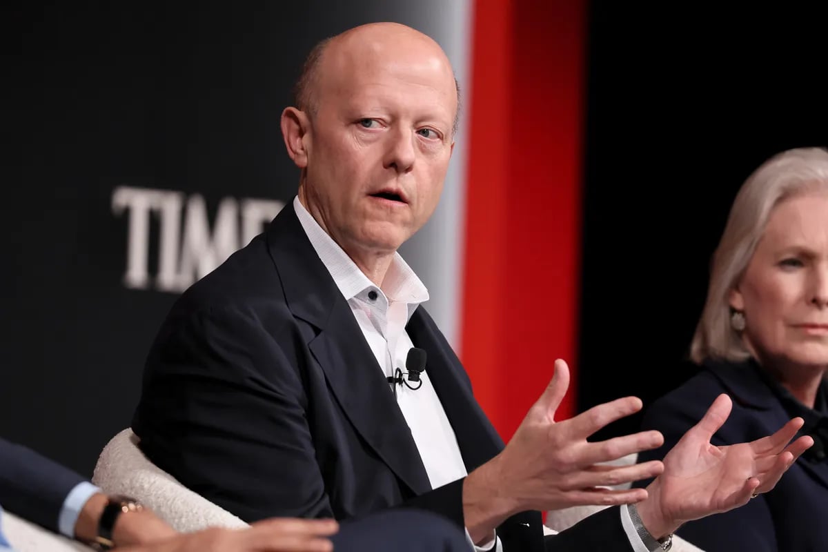 アメリカのサークル会社、株を売ってたくさんのお金を集める