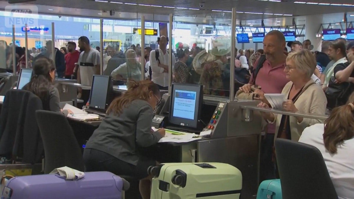 ヨーロッパの空港でコンピューターのトラブル