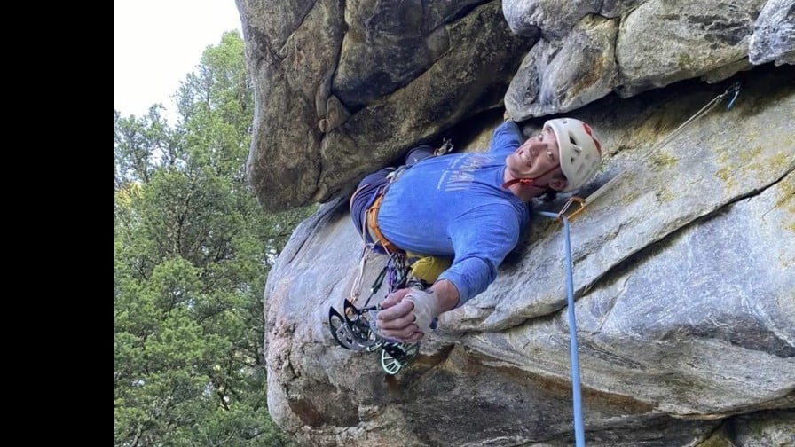 アメリカのクライマー、バリン・ミラーさんがエルキャピタンで亡くなる