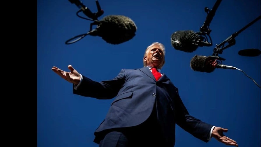 トランプ大統領、ニューヨーク市長選でクオモさんに投票をよびかける