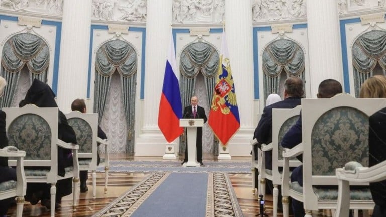 プーチン大統領、アメリカの核実験に対してロシアも考えると言う