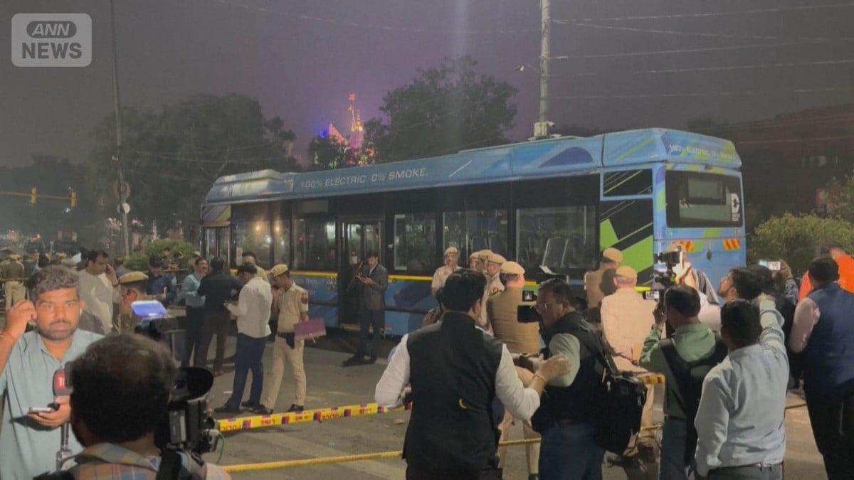 インドで車が爆発　8人死ぼう