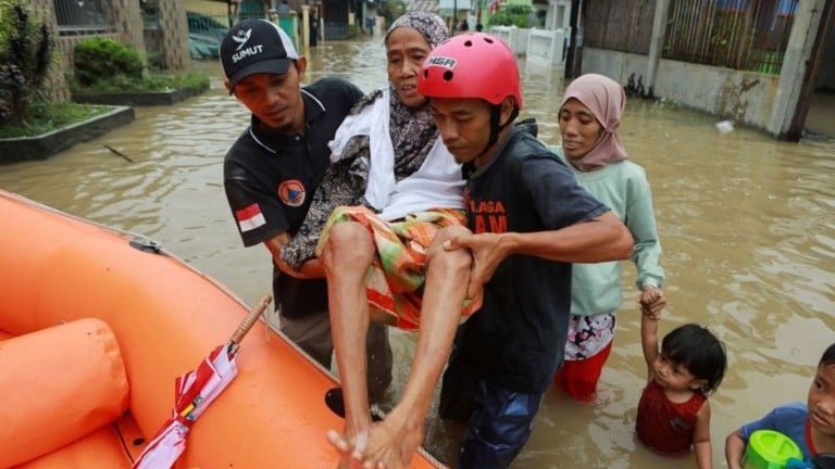 東南アジアでサイクロンによる大きな被害