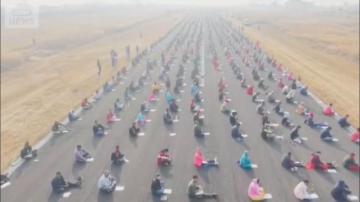 インドで飛行場で予備役のテスト