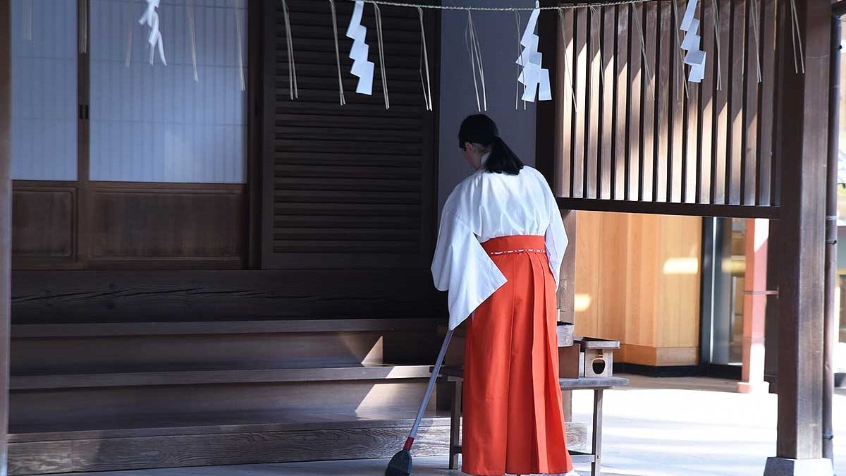 日本の神社で神主が足りない問題