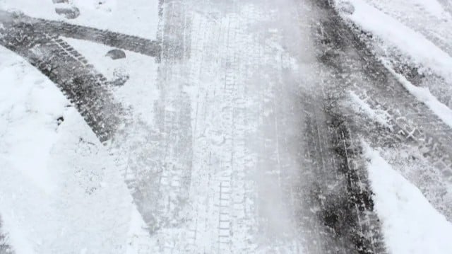 雪の日はすべらないように気をつけましょう